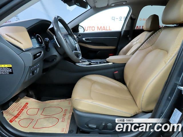 Hyundai Sonata 2019 — ფოტო 5/20