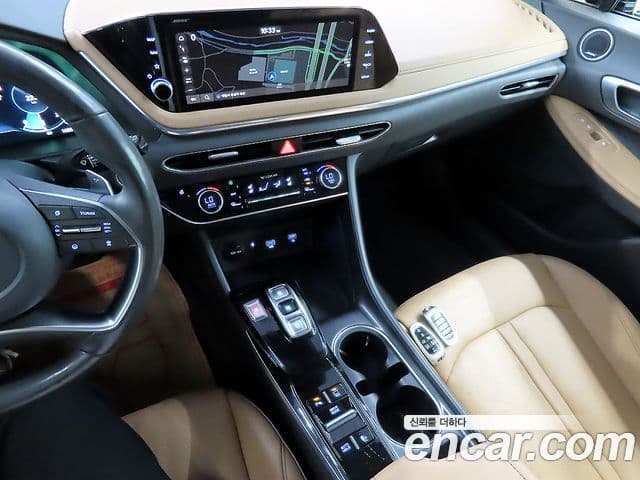 Hyundai Sonata 2019 — ფოტო 8/20