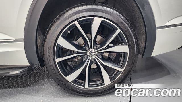 Volkswagen Atlas 2025 — Photo 34/39