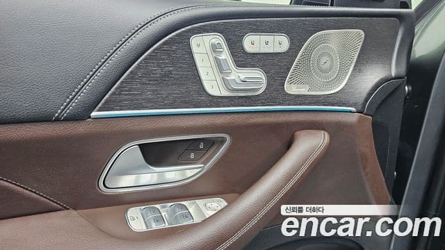 Mercedes-Benz GLE-Class 2023 — Şəkil 16/20