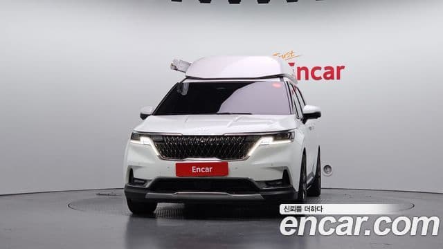 Kia Carnival 2023 — ფოტო 3/20