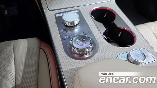 Genesis GV80 2024 — ფოტო 8/20