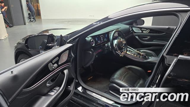 Mercedes-Benz AMG GT 2021 — фото 10 из 20