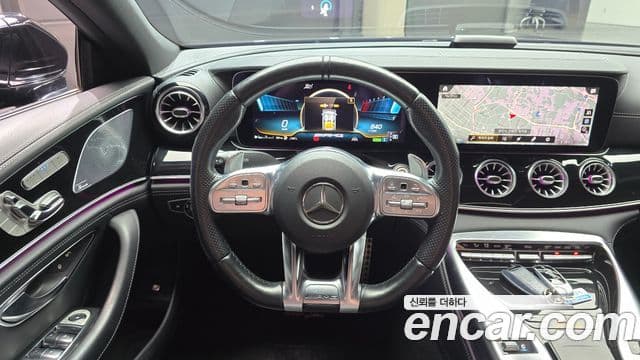 Mercedes-Benz AMG GT 2021 — фото 12 из 20