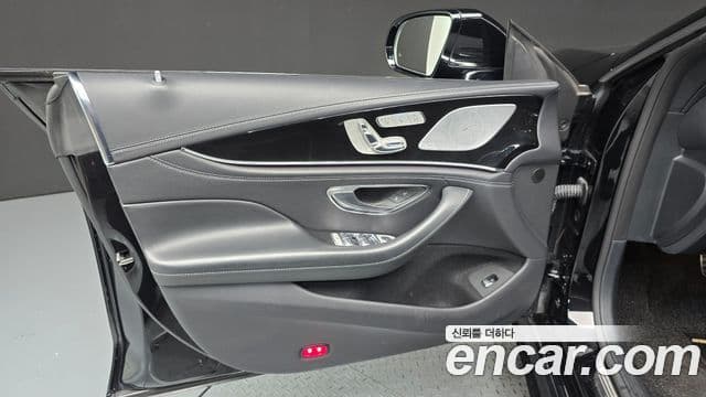 Mercedes-Benz AMG GT 2021 — Photo 6/33