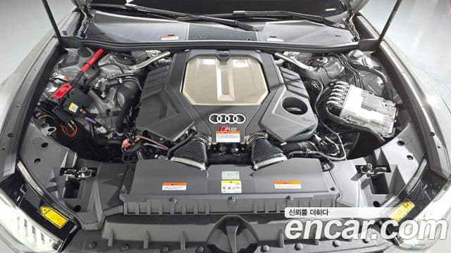 Audi RS6 2025 — Photo 25/33