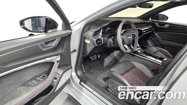 Audi RS6 2025 — Photo 8/33