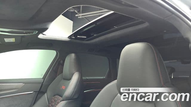 Audi RS6 2025 — Photo 18/33