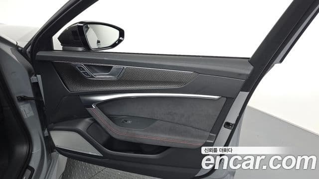 Audi RS6 2025 — Photo 7/33