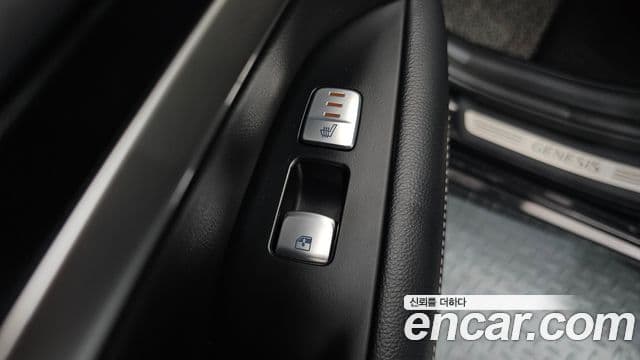 Genesis G70 2020 — Şəkil 19/20