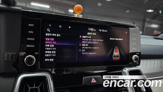 Kia Sorento 2022 — фото 14 из 20