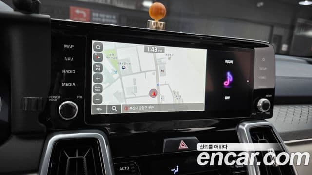 Kia Sorento 2022 — фото 16 из 20
