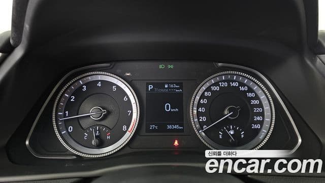 Hyundai Sonata 2020 — ფოტო 8/20