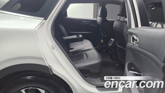 Kia Sportage 2024 — ფოტო 11/20