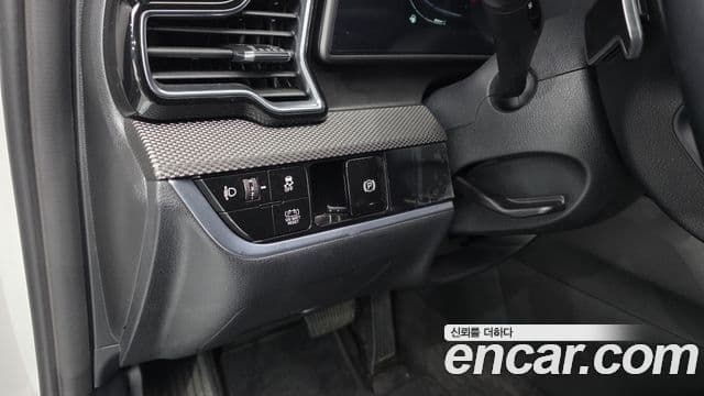 Kia Sportage 2024 — ფოტო 18/20