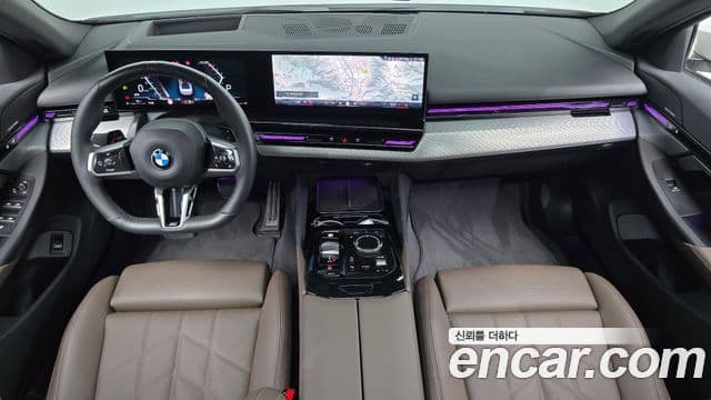 BMW 5 Series 2023 — Şəkil 7/20