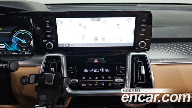 Kia Sorento 2022 — Фото 14/20