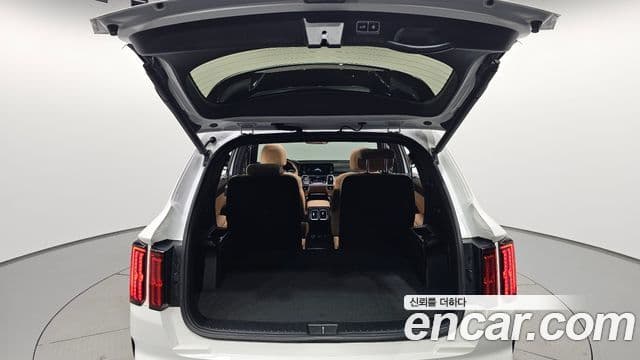 Kia Sorento 2022 — Şəkil 8/40