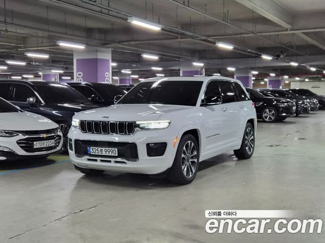 Jeep Grand Cherokee 2022 — ფოტო 9/20