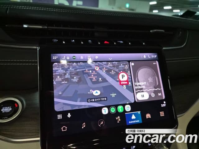 Jeep Grand Cherokee 2022 — фото 13 из 20