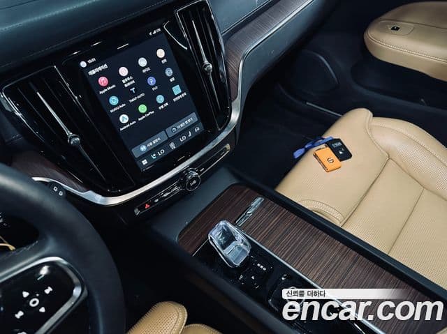 Volvo V60 Cross Country 2024 — Şəkil 18/20