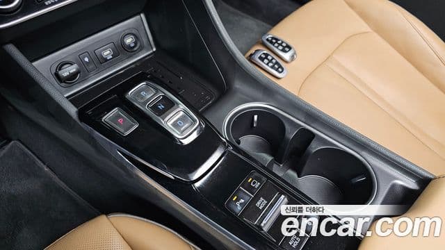 Hyundai Sonata 2019 — ფოტო 9/20