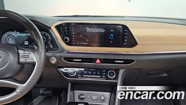 Hyundai Sonata 2019 — ფოტო 13/20