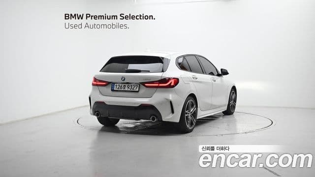 BMW 1 Series 2021 — ფოტო 1/20