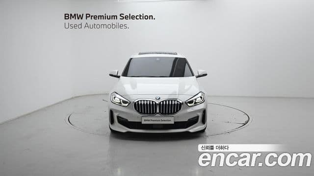BMW 1 Series 2021 — ფოტო 2/20