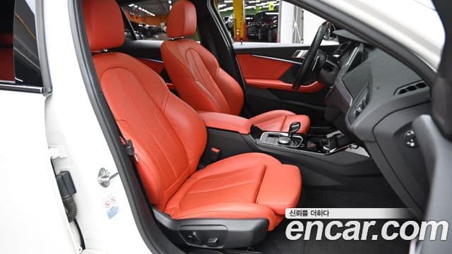 BMW 1 Series 2021 — ფოტო 9/20