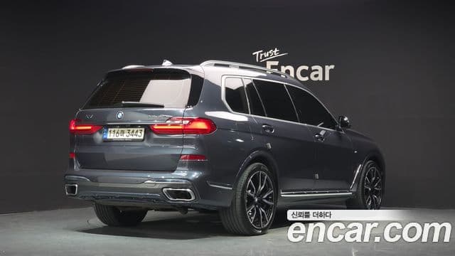 BMW X7 2021 — фото 2 из 20