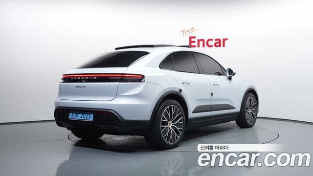 Porsche Macan EV 2025 — Şəkil 3/20