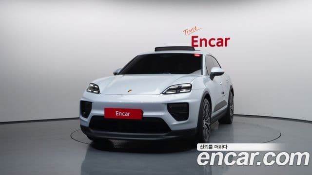 Porsche Macan EV 2025 — Şəkil 13/20
