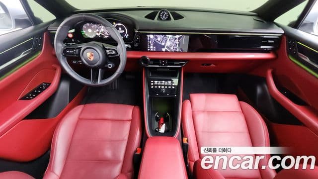 Porsche Macan EV 2025 — Şəkil 20/20