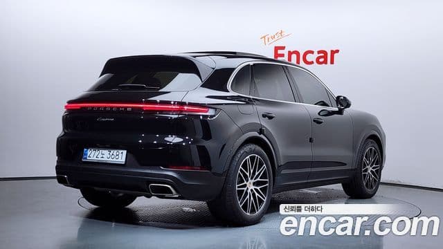 Porsche Cayenne 2025 — ფოტო 2/20