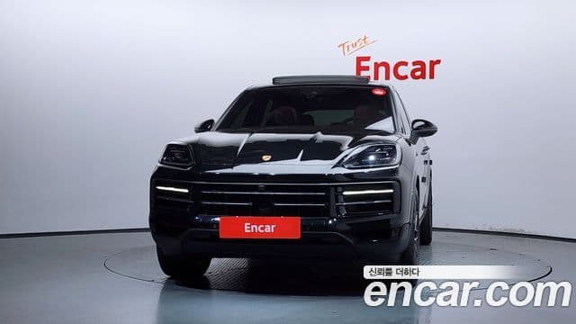 Porsche Cayenne 2025 — ფოტო 3/20