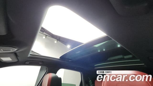 Porsche Cayenne 2025 — ფოტო 18/20