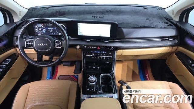 Kia Carnival 2022 — фото 6 из 20