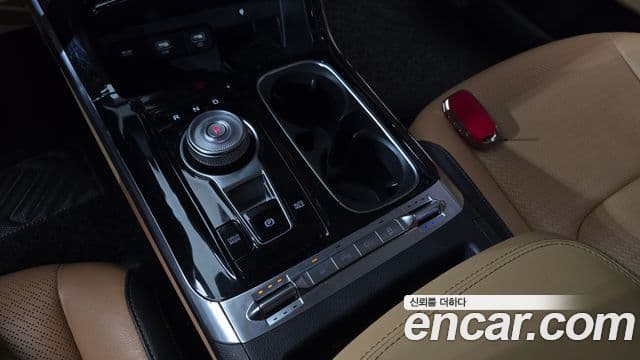 Kia Carnival 2021 — Фото 9/20