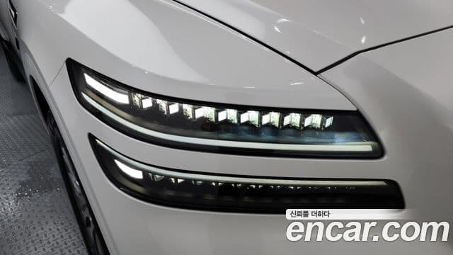 Genesis GV80 2024 — Photo 12/36