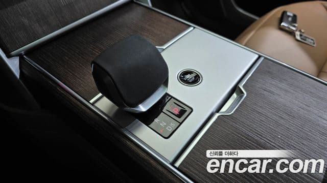 Land Rover Range Rover 2025 — Şəkil 9/20
