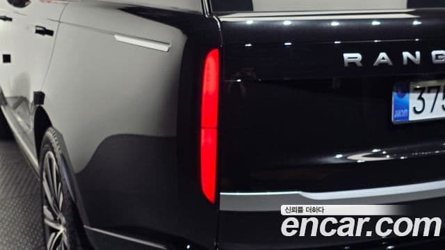 Land Rover Range Rover 2025 — Photo 19/41