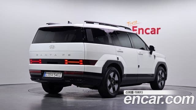 Hyundai Santa Fe 2024 — ფოტო 2/20