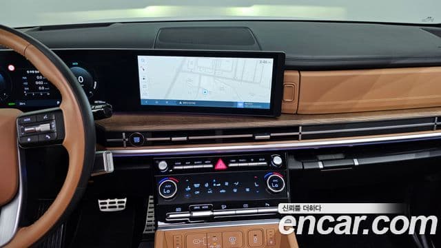 Hyundai Santa Fe 2024 — ფოტო 13/20