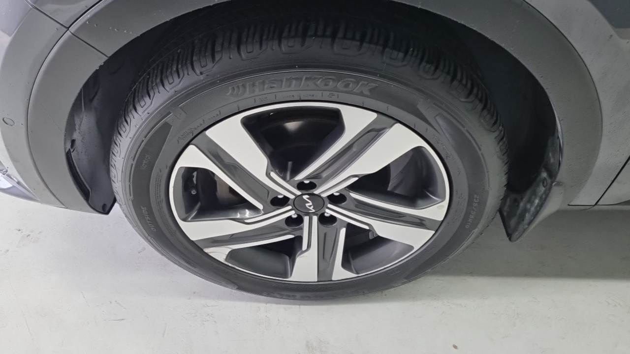 Kia Sorento 2023 — фото 4 из 17