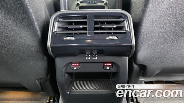 BMW 5 Series 2025 — ფოტო 18/20