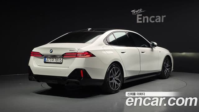 BMW 5 Series 2025 — ფოტო 2/20