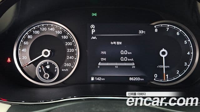 Genesis GV70 2021 — Şəkil 8/20