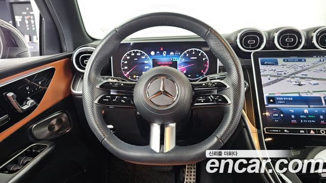 Mercedes-Benz GLC-Class 2024 — ფოტო 13/20