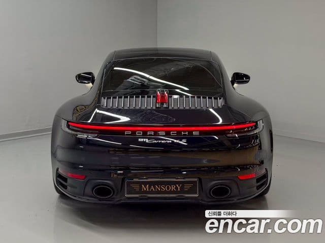 Porsche 911 2020 — ფოტო 8/20